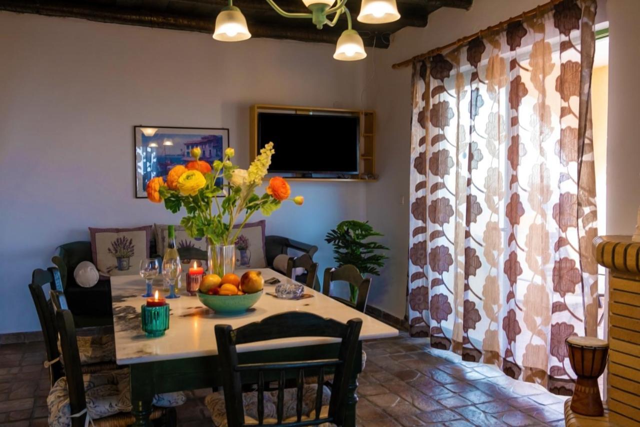 Villa Jokasta & Erato Chania  Rum bild