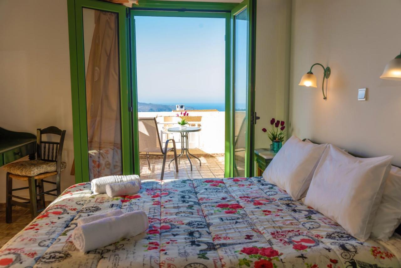 Villa Jokasta & Erato Chania  Rum bild